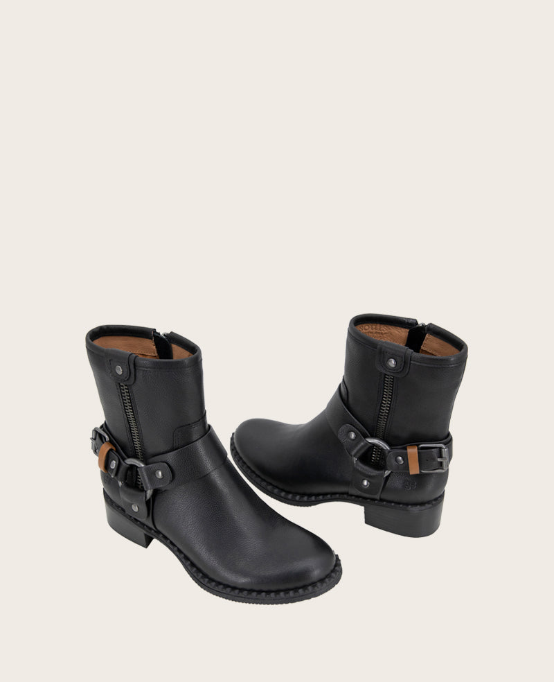 Gentle souls by kenneth cole moto boots hotsell