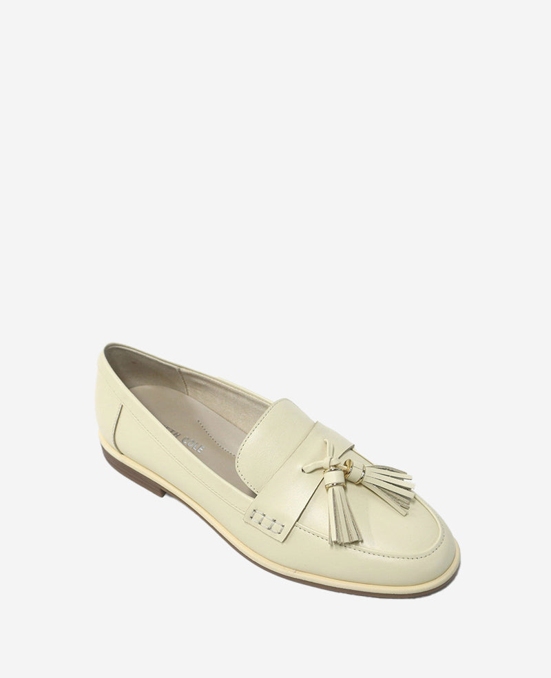 Kenneth Cole Women s Lyra Leather Tassel Loafers Cream Size 6.5